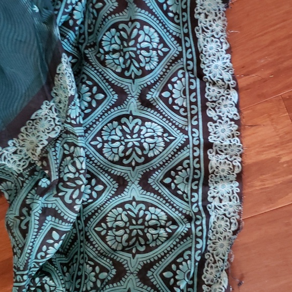 Sari or Saree by Kohinoor - Picture 5 of 6